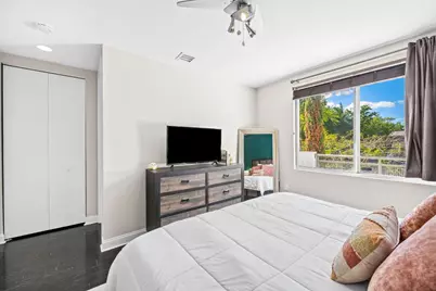 830 NE 19th Avenue, Fort Lauderdale, FL 33304 - Photo 16