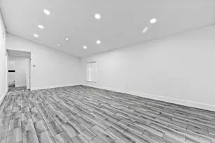 1390 Summit Run Cir, West Palm Beach, FL 33415 - Photo 14