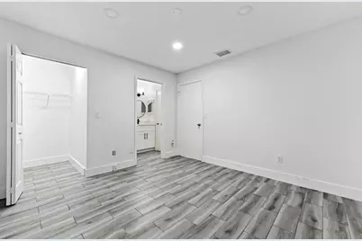 1390 Summit Run Circle, West Palm Beach, FL 33415 - Photo 18