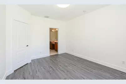 2626 Creekside Drive, Fort Pierce, FL 34981 - Photo 14