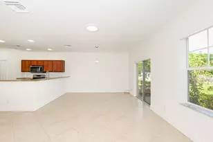 2626 Creekside Dr, Fort Pierce, FL 34981 - Photo 10