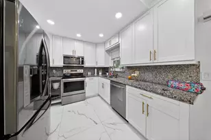 849 Camellia Dr, Royal Palm Beach, FL 33411 - Photo 36