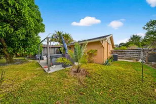 849 Camellia Dr, Royal Palm Beach, FL 33411 - Photo 16