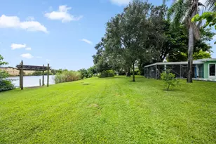 6400 Carambola Cir, West Palm Beach, FL 33406 - Photo 8