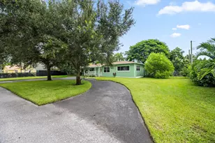 6400 Carambola Cir, West Palm Beach, FL 33406 - Photo 1