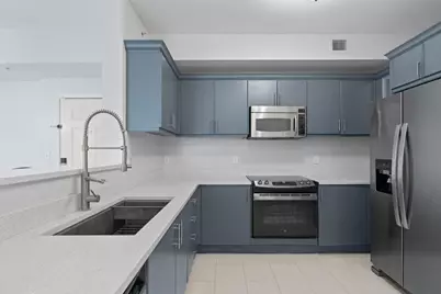 802 W Windward Way #217, Lantana, FL 33462 - Photo 4