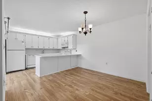 310 3rd Ct, Palm Beach Gardens, FL 33410 - Photo 4