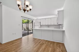 310 3rd Ct, Palm Beach Gardens, FL 33410 - Photo 2