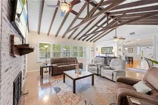 831 N Lakeside Dr, Lake Worth Beach, FL 33460 - Photo 26