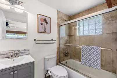 1521 Venus Avenue, Jupiter, FL 33469 - Photo 16