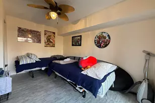 1021 Springdale Cir, Palm Springs, FL 33461 - Photo 24