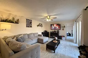 1021 Springdale Cir, Palm Springs, FL 33461 - Photo 6