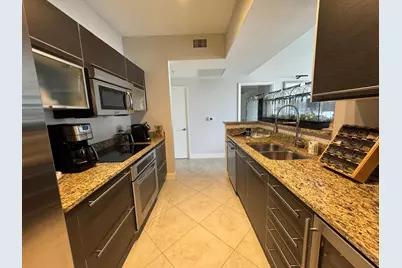 550 Okeechobee Boulevard #1609, West Palm Beach, FL 33401 - Photo 4