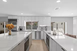 383 Denny Ct, Boca Raton, FL 33486 - Photo 6