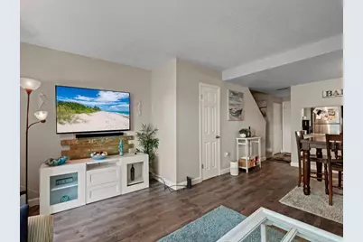 1901 Indian River Boulevard #201, Vero Beach, FL 32960 - Photo 12