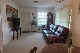 1060 W 26th Ct, Riviera Beach, FL 33404 - Photo 4