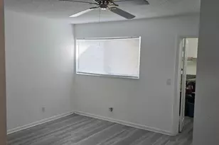 300 Bonnie Blvd, Palm Springs, FL 33461 - Photo 6