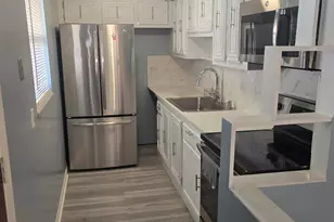 300 Bonnie Blvd, Palm Springs, FL 33461 - Photo 2