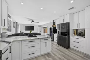 2388 S Wallen Dr, Palm Beach Gardens, FL 33410 - Photo 18