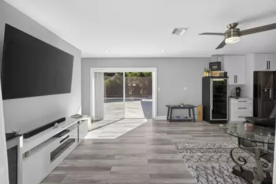 2388 S Wallen Drive, Palm Beach Gardens, FL 33410 - Photo 8