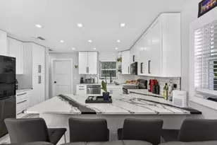 2388 S Wallen Dr, Palm Beach Gardens, FL 33410 - Photo 2