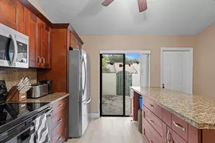 492 Hardwood Pl, Boca Raton, FL 33431 - Photo 8