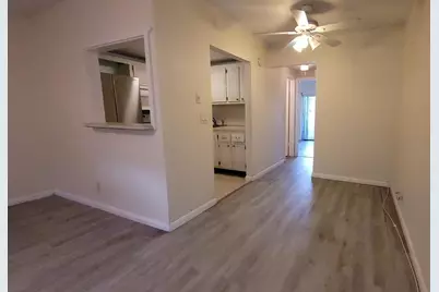 30 Norwich B, West Palm Beach, FL 33417 - Photo 4