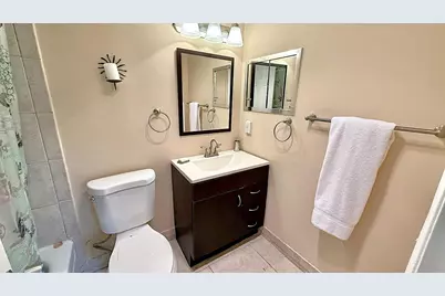 8 Ventnor A, Deerfield Beach, FL 33442 - Photo 22