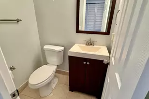 8 Ventnor A, Deerfield Beach, FL 33442 - Photo 10