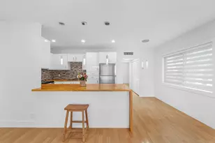 116 Salisbury E, West Palm Beach, FL 33417 - Photo 6