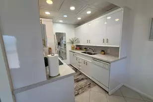 2043 Cornwall C, Boca Raton, FL 33434 - Photo 8