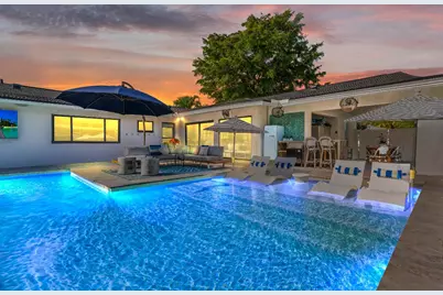 518 SW 28th Avenue, Boynton Beach, FL 33435 - Photo 2