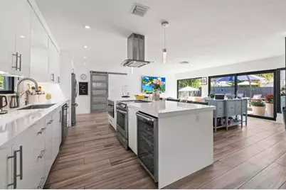 518 SW 28th Avenue, Boynton Beach, FL 33435 - Photo 8