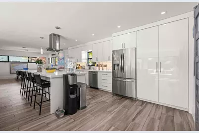 518 SW 28th Avenue, Boynton Beach, FL 33435 - Photo 10