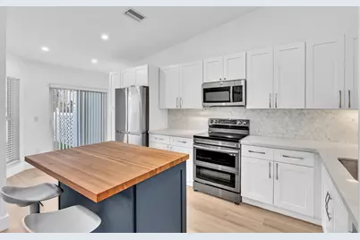 6708 Canary Palm Circle, Boca Raton, FL 33433 - Photo 8