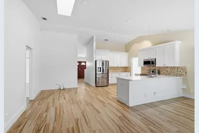 2700 Yarmouth Drive, Wellington, FL 33414 - Photo 10