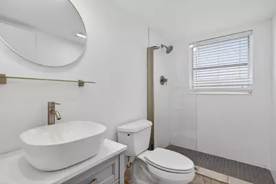 3960 Oaks Clubhouse Drive #512, Pompano Beach, FL 33069 - Photo 16