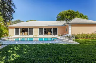 124 Woodbridge Rd, Palm Beach, FL 33480 - Photo 32