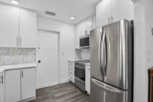 4400 NW 45th Ct, Tamarac, FL 33319 - Photo 12