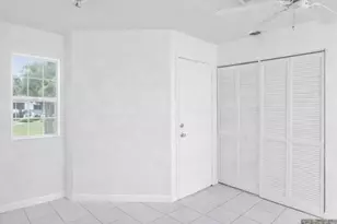 9082 Boca Gardens Pkwy, Boca Raton, FL 33496 - Photo 8