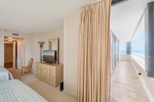 5280 N Ocean Dr, Singer Island, FL 33404 - Photo 10