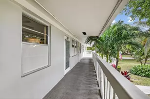 262 Ventnor R, Deerfield Beach, FL 33442 - Photo 2