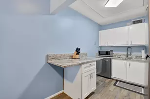 262 Ventnor R, Deerfield Beach, FL 33442 - Photo 8