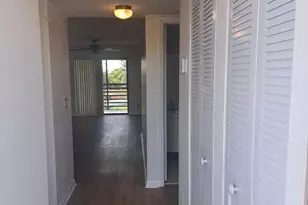 2711 NW 104th Ave NW, Sunrise, FL 33322 - Photo 2