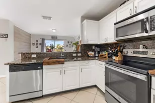 1939 SW Jamesport Dr, Port Saint Lucie, FL 34953 - Photo 12