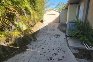 6223 Allen St, Jupiter, FL 33458 - Photo 18