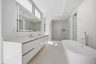 220 Lake Shore Dr, Lake Park, FL 33403 - Photo 10