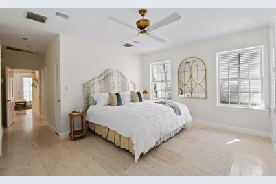 117 Via Vizcaya, Palm Beach, FL 33480 - Photo 12