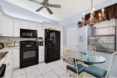 6292 Kings Gate Circle, Delray Beach, FL 33484 - Photo 10