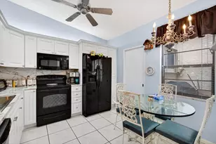 6292 Kings Gate Cir, Delray Beach, FL 33484 - Photo 10